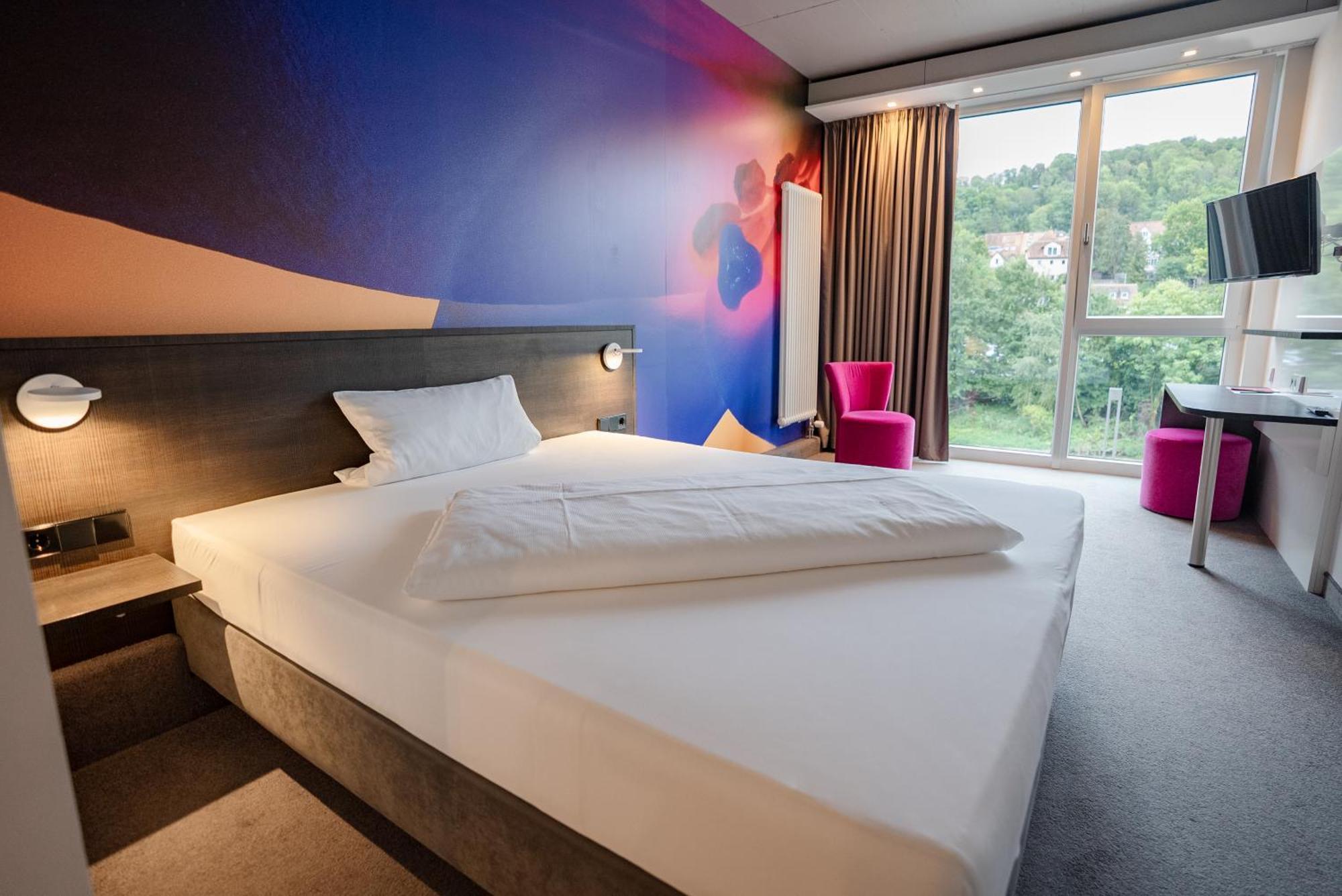 Qubixx Stadtmittehotel Швебиш-Халль Экстерьер фото